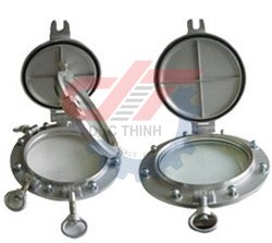 Cửa sổ tròn hai lớp có nắp che – mục P38