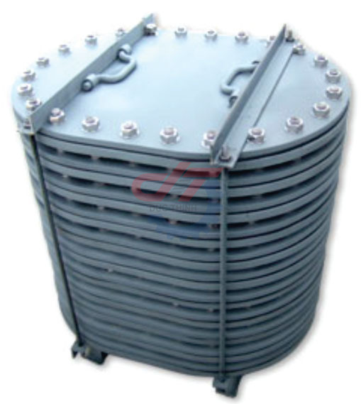 Nắp hầm tàu biển